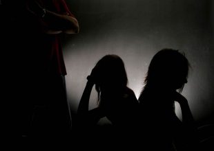 Με AIDS μολύνθηκαν 2 παιδιά, θύματα σεξουαλικής εκμετάλλευσης
