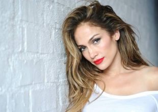 Η Jennifer Lopez σε καυτές σκηνές
