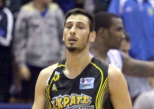 Υπέγραψε και πάει δανεικός ο Καμπερίδης