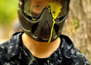 Πάμε τρέχοντας! Δοκιμαστής σφαιρών paintball, με μισθό 50.000€