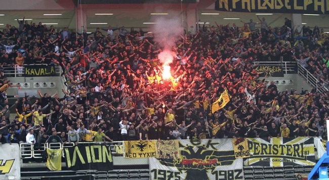Χαμός για τη Βασίλισσα!