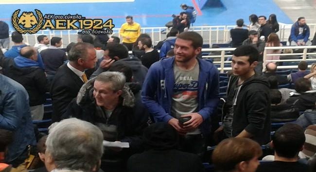 Δίπλα στην Βασίλισσα η ποδοσφαιρική ΑΕΚ (pics)