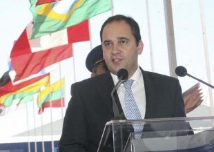 Τον Πλακιωτάκη προτείνει τώρα για γραμματέα της κοινοβουλευτικής ομάδας ο Σαμαράς