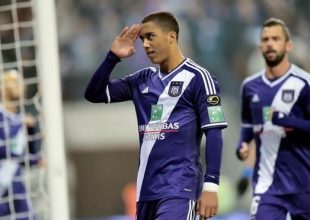 Στον τελικό η Άντερλεχτ