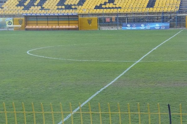 Σε κακή κατάσταση το γήπεδο στον Ταύρο