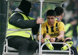 ΣΟΚ με Μάνταλο που μπαίνει χειρουργείο