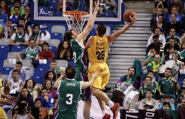 Εύκολα η Μάλαγα, σημαντικό “διπλό” για Βαλένθια Εύκολα η Μάλαγα, σημαντικό “διπλό” για Βαλένθια