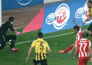 Το έχει ξανακάνει με το χέρι ο Χάρα (vid)