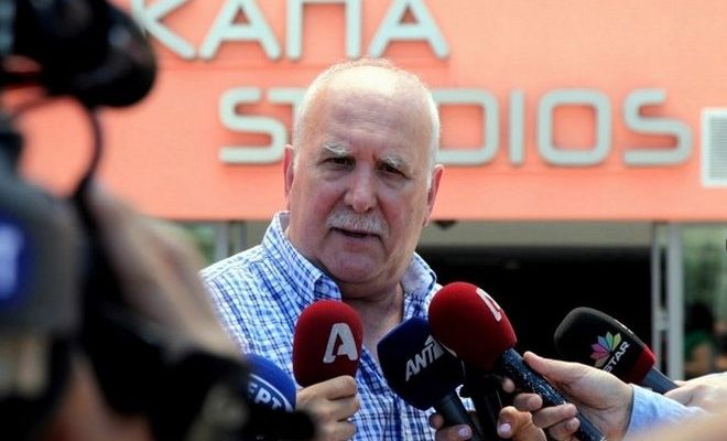 Παπαδάκης στη δίκη για το ‘χαστούκι’: Ο Κασιδιάρης ζητούσε τηλεφωνικά ενισχύσεις από τον αρχηγό