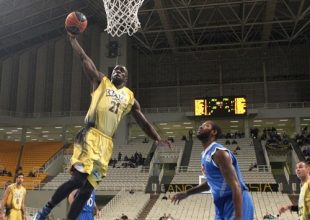 Δύο αναμετρήσεις τη Δευτέρα