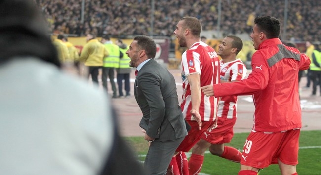 Ολυμπιακάρα ο παρατηρητής!