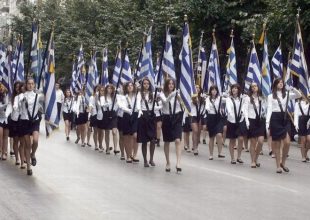 Στρατιωτική παρέλαση στην Αθήνα με αυστηρά μέτρα της Τροχαίας