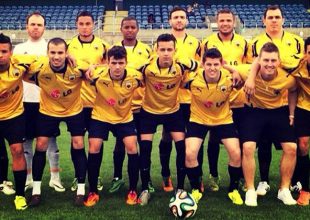 Διαπρέπει η AEK LONDON FC!