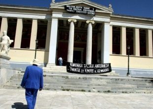 Βίντεο μέσα από την Πρυτανεία. Αποφασισμένοι να συνεχίσουν οι καταληψίες