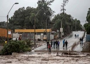 Χιλή: 25 νεκροί και εκατοντάδες αγνοούμενοι από πλημμύρες