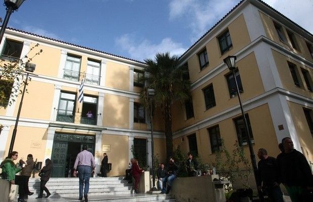 Ξεκίνησαν οι απολογίες των κατηγορουμένων
