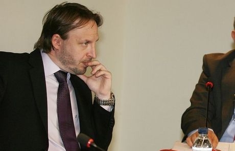 Δημητρίου: “Η πλαστογραφία μπορεί να ήταν παραπάνω από μία στο φάκελο του Ηρακλή”