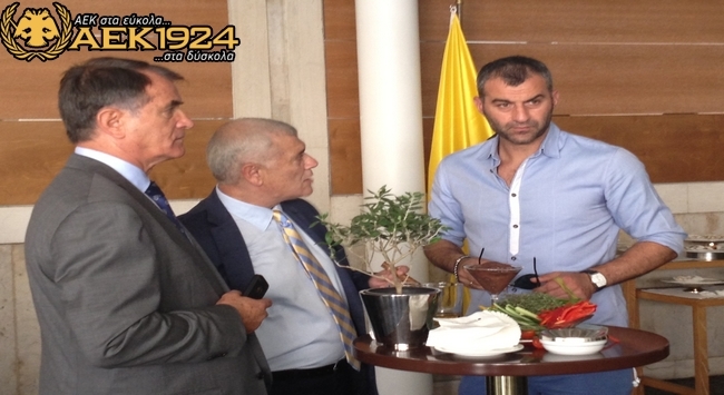 Οικογενειακό δείπνο παρουσία Μελισσανίδη