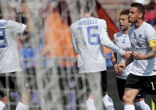 “Κλότσησε” την ευκαιρία η Ρομα