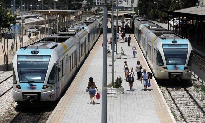 Στάση εργασίας σε τρένα και προαστιακό την Πρωτομαγιά