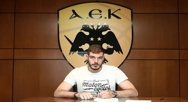 Σαρικόπουλος για 2+1 χρόνια ακόμα!