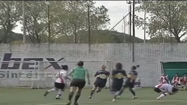 Ξύλο στο γυναικείο ποδόσφαιρο μεταξύ Μπόκα και Ρίβερ