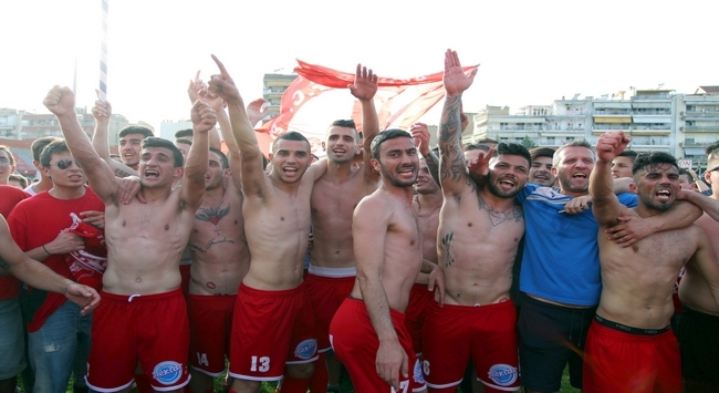 Οι παίκτες του Πανσερραϊκού τα… χώνουν στον Άρη (vid)