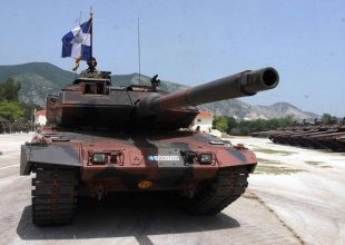 Προφυλακιστέος απόστρατος για τα Λέοπαρντ