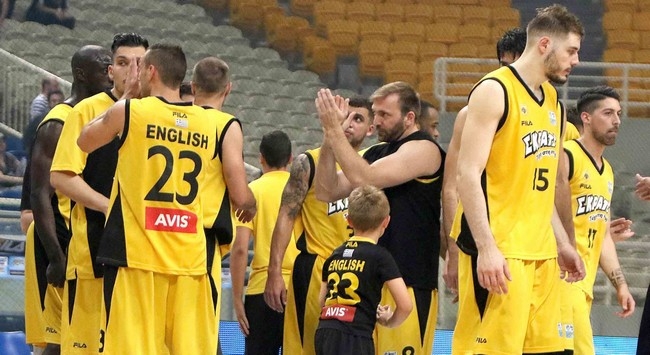 Στο εξωτερικό η προετοιμασία της Βασίλισσας