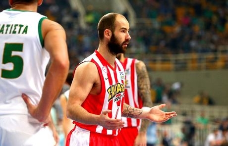 Ξένα ΜΜΕ: “Το ντέρμπι της ντροπής”