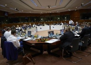 Νέα πρόταση των δανειστών: Παράταση 5 μηνών και οικονομική κάλυψη 15,5 δισ. ευρώ