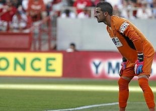 Σε προχωρημένες επαφές με Βάρας η ΑΕΚ