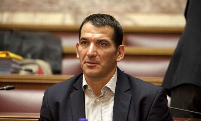 Πύρρος Δήμας: Αρνούμαι την αλβανοποίηση στην οποία οδηγείται η ελληνική κοινωνία