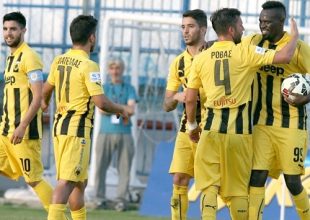 Δεν χάνει αλλά πρέπει να ανέβει
