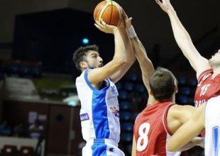 «Ελάττωμα του Βασιλειάδη το πρόβλημα στην άμυνα»