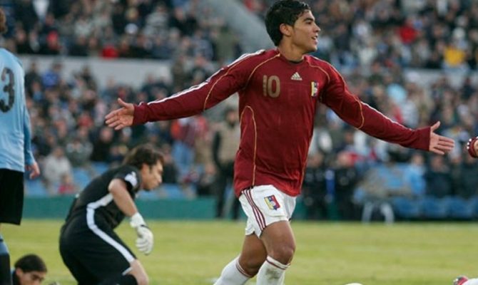 Βάργκας: «Θέλω να έρθω στην ΑΕΚ»