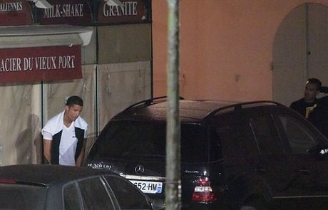 Πιάστηκε στα “πράσα” ο Κριστιάνο Ρονάλντο να… κάνει την ανάγκη του