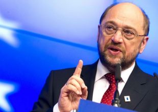 Σουλτς: Πρέπει να υπάρξουν άμεσες αποφάσεις για την Ελλάδα
