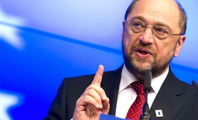 Σουλτς: Πρέπει να υπάρξουν άμεσες αποφάσεις για την Ελλάδα
