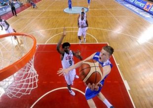 Τα καλύτερα στιγμιότυπα από τη μάχη με τις ΗΠΑ
