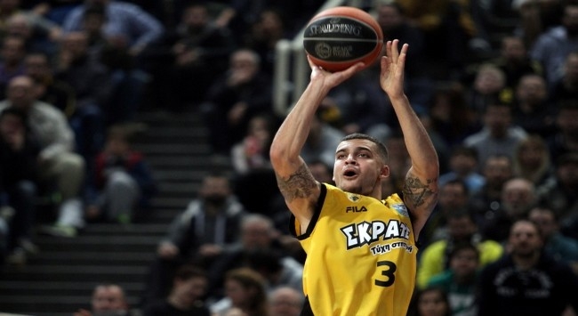 Συνεχίζει στο NBA o Ουίλμπεκιν