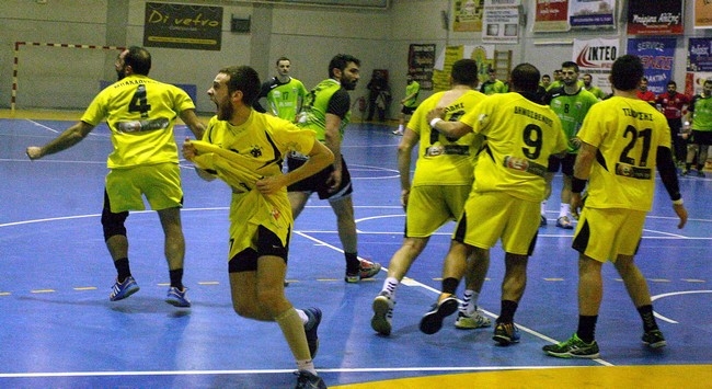 Πέντε μεταγραφές και συνεχίζει
