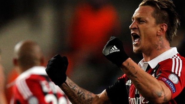 Ανανέωσε με τη Μίλαν ο Μεξές