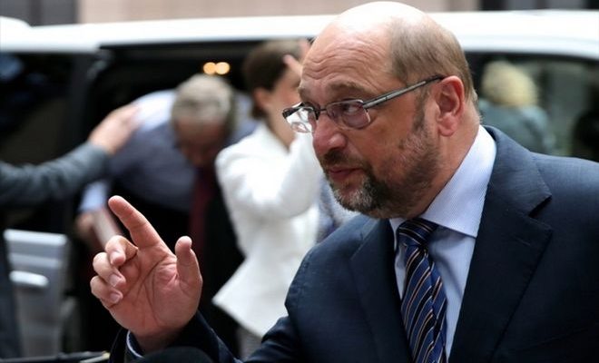Ο Σουλτς επιδιώκει σύγκλιση απόψεων και απεύχεται το Grexit Ο Σουλτς επιδιώκει σύγκλιση απόψεων και απεύχεται το Grexit
