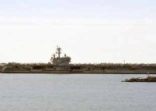 Politico: Η Τουρκία παρενοχλεί την αποδυναμωμένη Ελλάδα