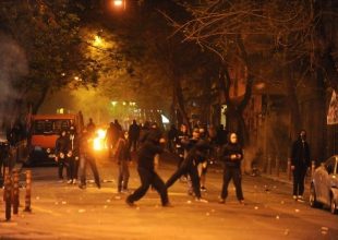 Επεισόδια και συλλήψεις τη νύχτα στα Εξάρχεια
