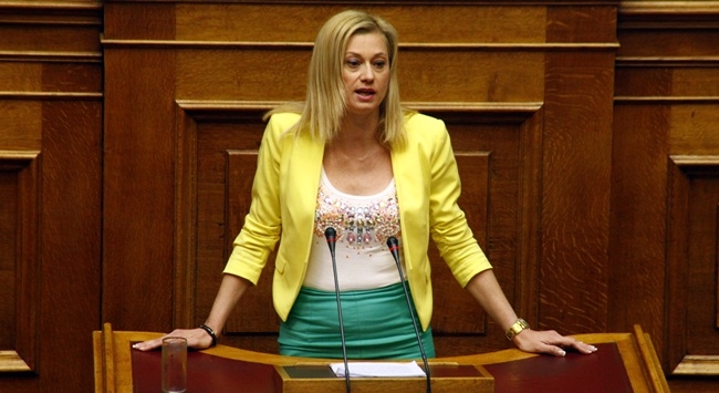 Ρ. Μακρή: Θα ψηφίσω όχι στην έγκριση ενός πακέτου που το 80% ταυτίζεται με το πρόγραμμα Γιούνκερ