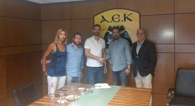 Στην ΑΕΚ ο Αλεξόπουλος