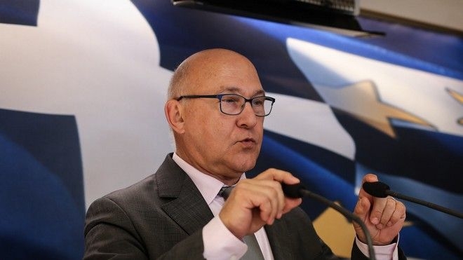 Σαπέν: Για πρώτη φορά επισήμως στο τραπέζι η ελάφρυνση του ελληνικού χρέους
