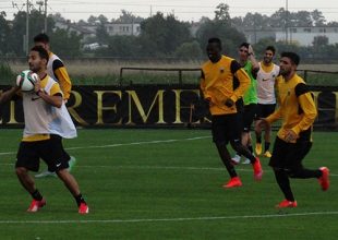 Σταθερά με 4-3-3